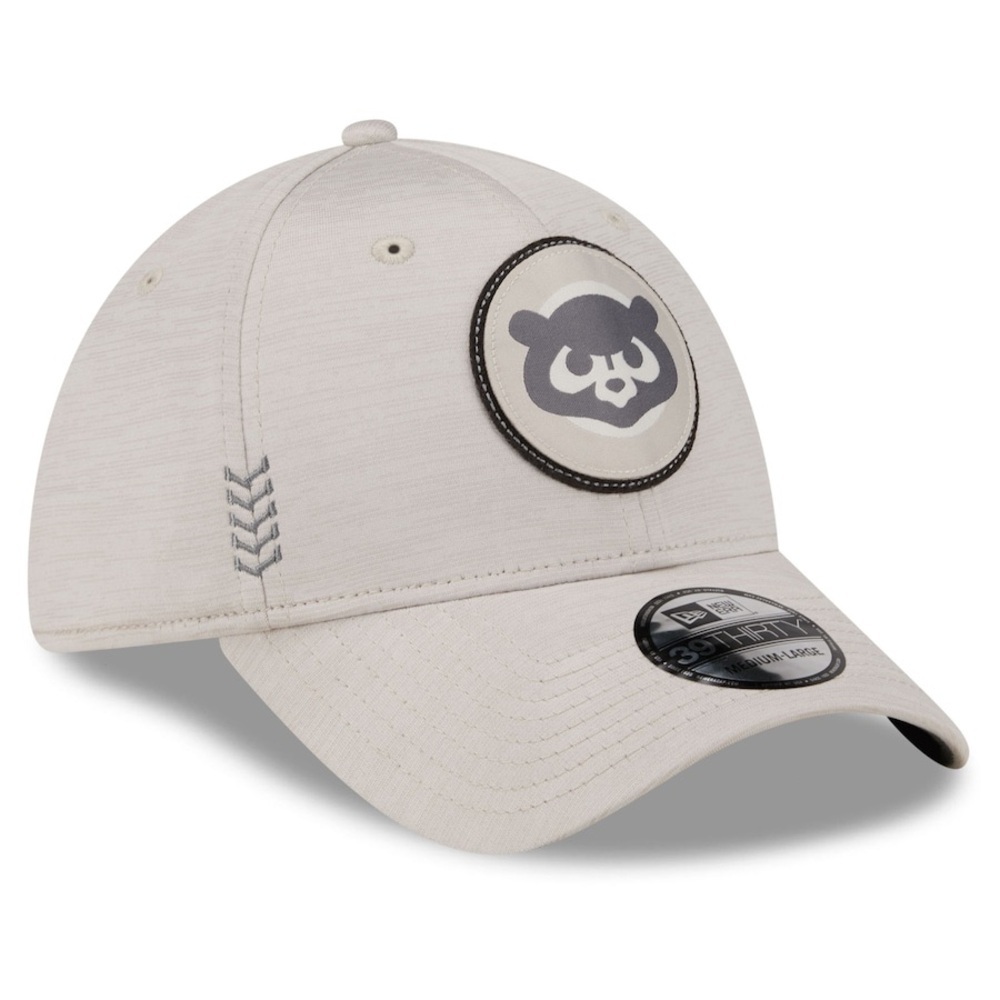 Chicago Cubs New Era 2024 Clubhouse 39THIRTY Flex Fit Hat - Cream